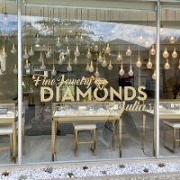 Local Businesses Diamonds on Julia in New Smyrna Beach FL